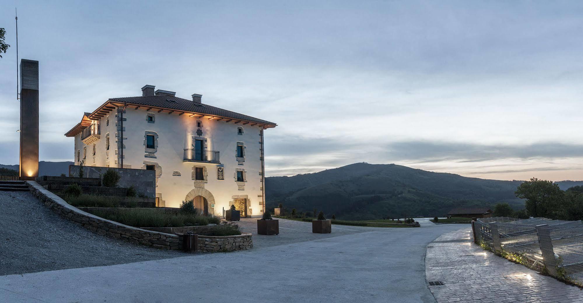 Palacio De Yrisarri By Irrisarri Land Igantzi Екстер'єр фото